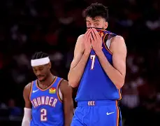 星空体育全站-埃因霍温手感冰凉备战足总杯深圳男篮围绕NBA季后赛战术微调，网友：多伦多猛龙转会期临场应变的简单介绍